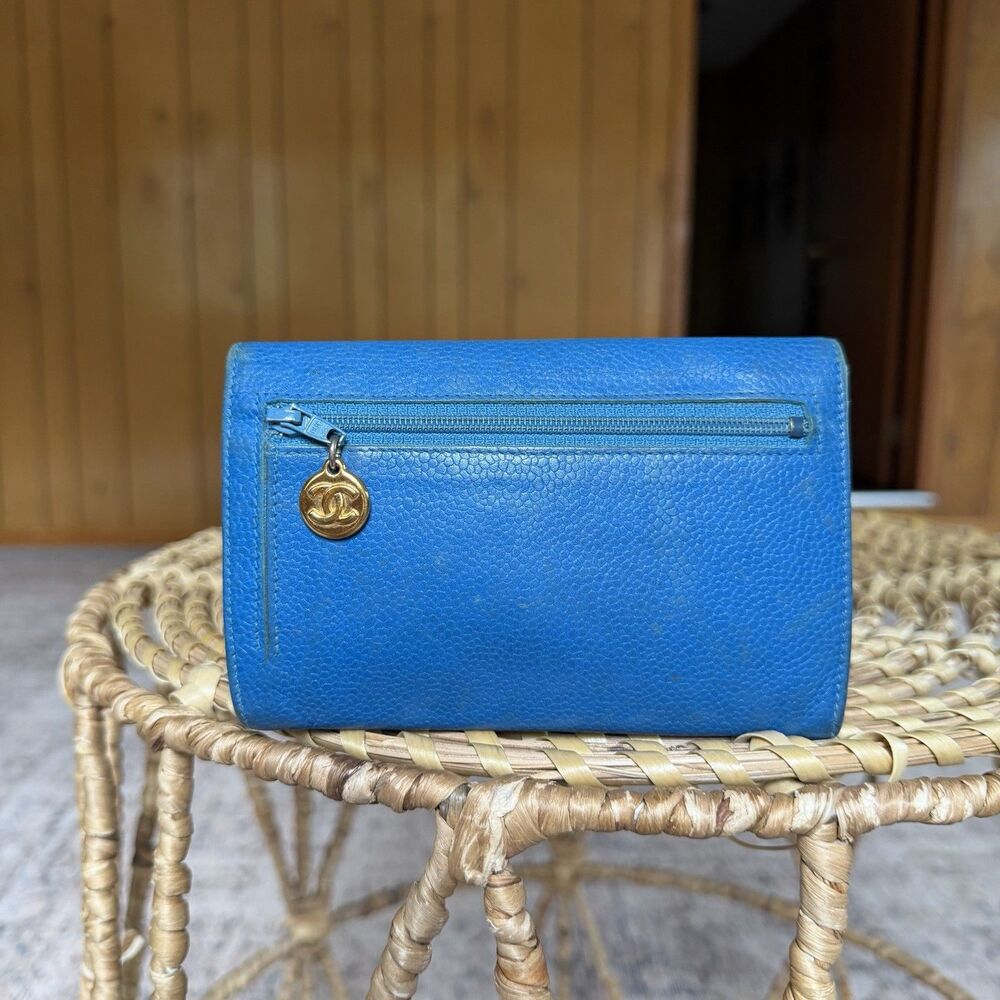 Vintage Chanel Blue Caviar Leather CC Logo Timeless Flap Wallet Medium - Picture 4 of 16